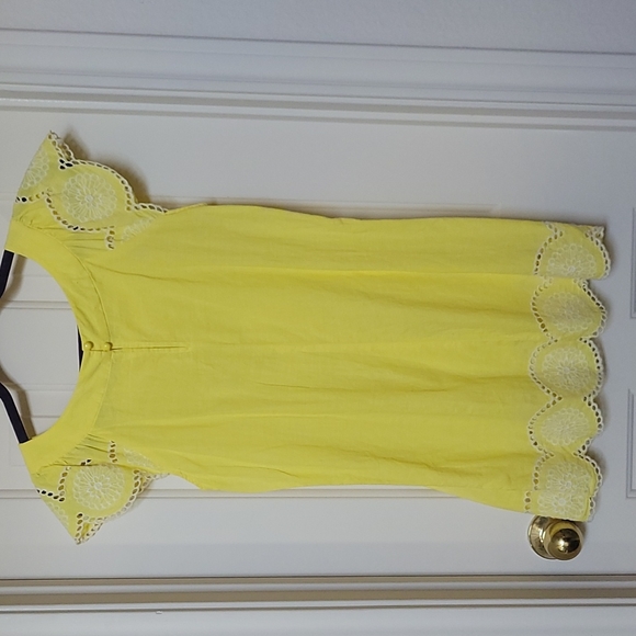 Yellow Eyelet Trim Top - S - Picture 6 of 9